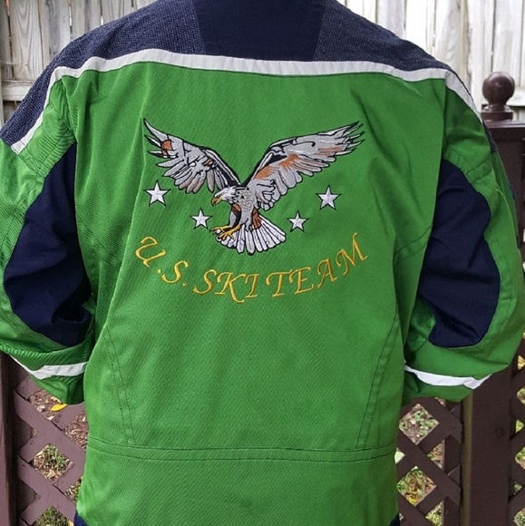 SKIING/SNOWBOARDING outfits. - Picture 7 of 7